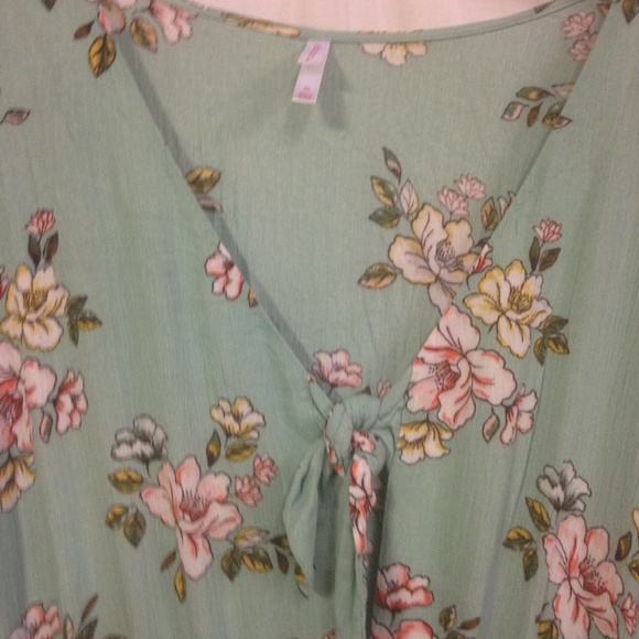 Women's Floral Print Tie-front Long Sleeve Romper - Picture 3 of 4